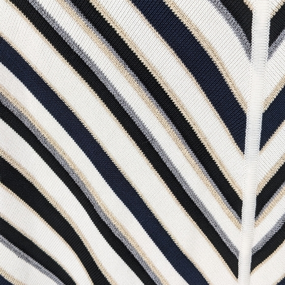 White House Black Market Seaside Stripe Pullover - Size M - Picture 5 of 9